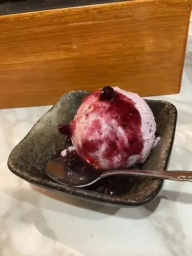 季節果実のフローズンヨーグルト