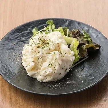自家製ポテトサラダ