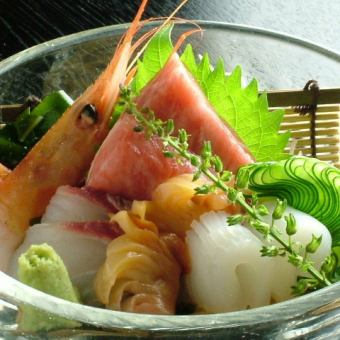[招待場合] 共9道菜 ◆Sharizen招待「星期一」懷石套餐 ◆8,800日圓（含稅）