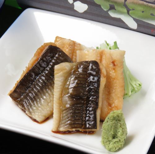 Conger eel knob --nibbles of conger --Kasuyoshi eel fish -