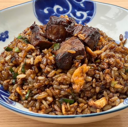 肉ニク炒飯　醤油麹炒め　フル