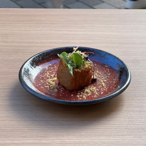 名物！大根餅サロンイナシュヴェのカラスミかけ