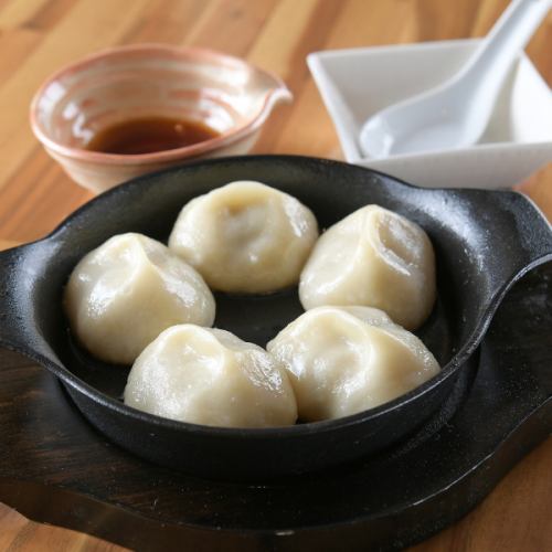 肉汁爆発！餃包（ギョウパオ）