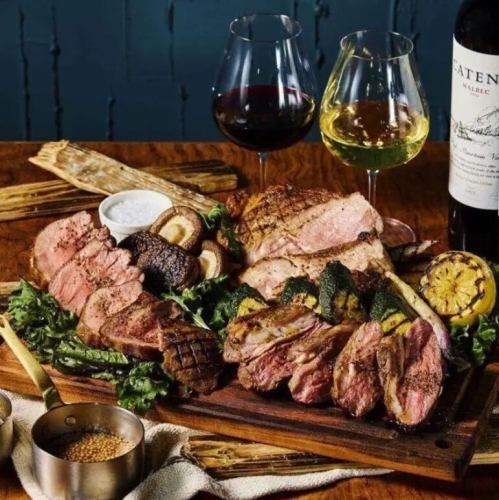 A5和牛を堪能できる、上質な個室空間の肉専門居酒屋