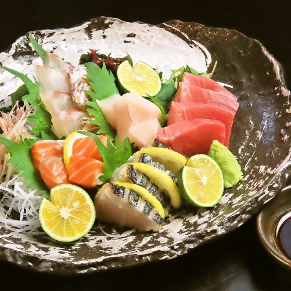 【七輪居酒屋漁火】刺身5種盛合わせ