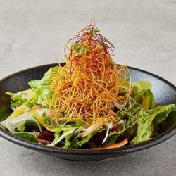 香脆长崎风味炸面沙拉