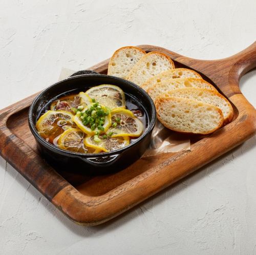 ねぎ塩牛タンのアヒージョ