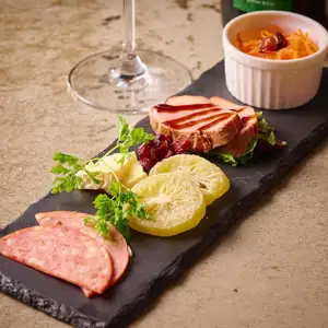 Assorted appetizers 5 varieties