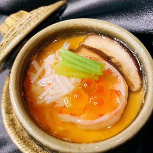 Deluxe seafood chawanmushi with thickened sauce