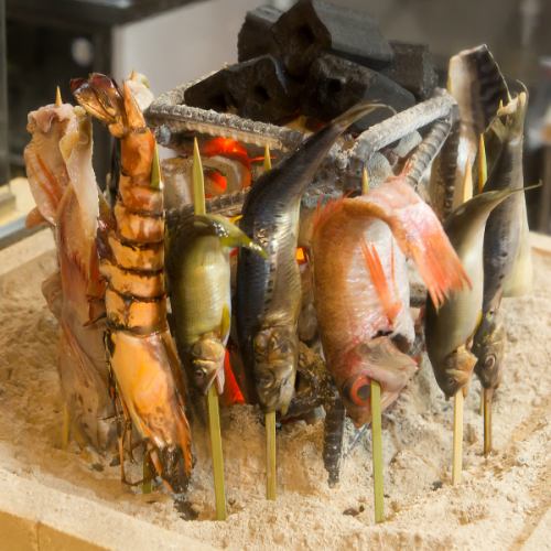 ◆"Primitive grilling" cooked slowly over a hearth◆