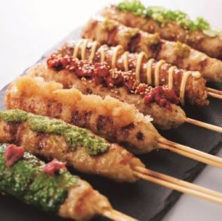 手ごねつくね(梅しそ・ジェノベーゼ・おろしポン酢・チャンジャ・テリマヨ・柚子こしょう・ねぎ塩ごま油)各