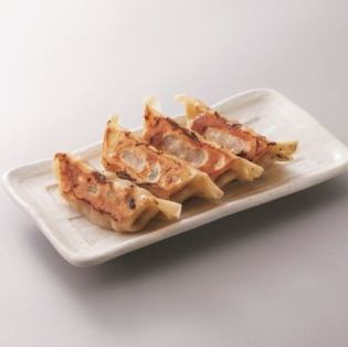 熱々！肉汁餃子