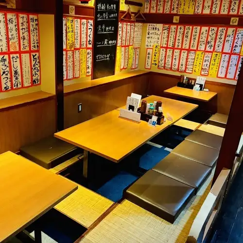 The second floor can be reserved for private events of up to 30 people.