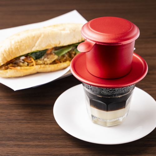 練乳たっぷり！本格ベトナムコーヒー（カフェ・フィン）