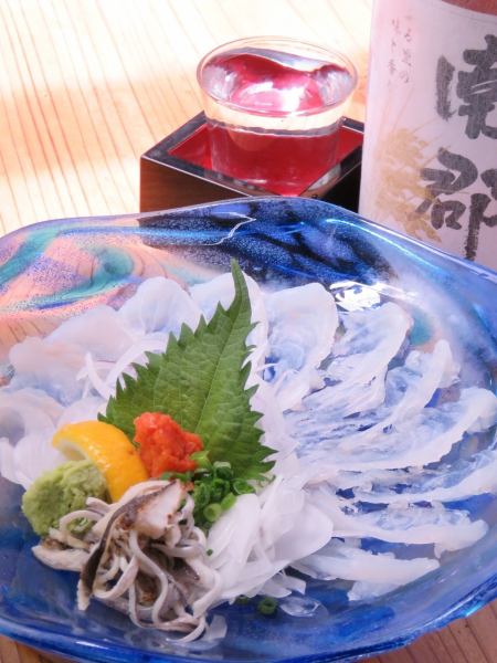 [Craftsmanship] Outstanding freshness! Conger eel sashimi