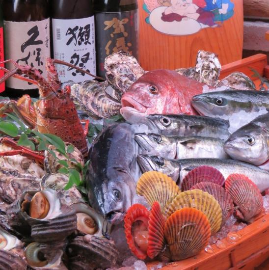 最強的三根柱子！精益是鰹魚，白色是無骨Hamo生魚片，藍色魚是活躍的鯖魚