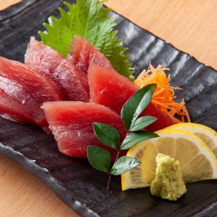 Tuna sashimi/Amberjack sashimi each