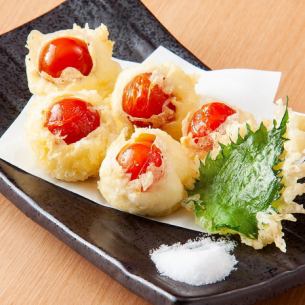 Cream cheese and cherry tomato tempura