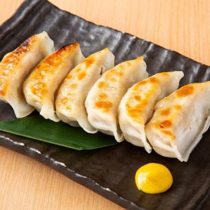 Grilled dumplings "6 pieces" / Satsuma-age "3 pieces" / Crispy pork leg