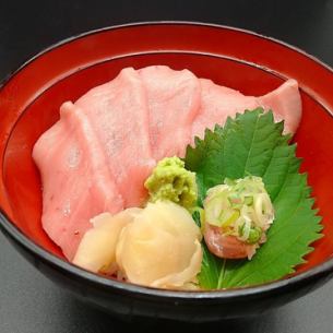 高級本まぐろ 中トロとねぎトロ丼