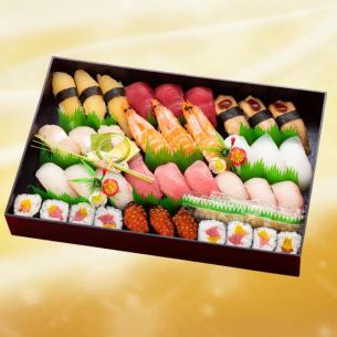 Keishun Sushi Assortment (11 types, 38 pieces) with fatty tuna