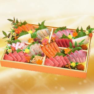 New Year's special sashimi platter with medium fatty tuna