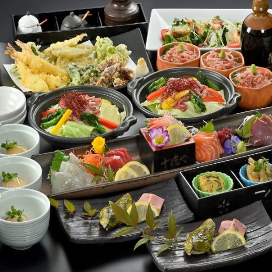 Spring banquet [Entertainment course] Colorful vegetable beef sukiyaki style ceramic plate hotpot, tempura, sashimi, sea bream sauce, etc. {120 minutes all-you-can-drink included}