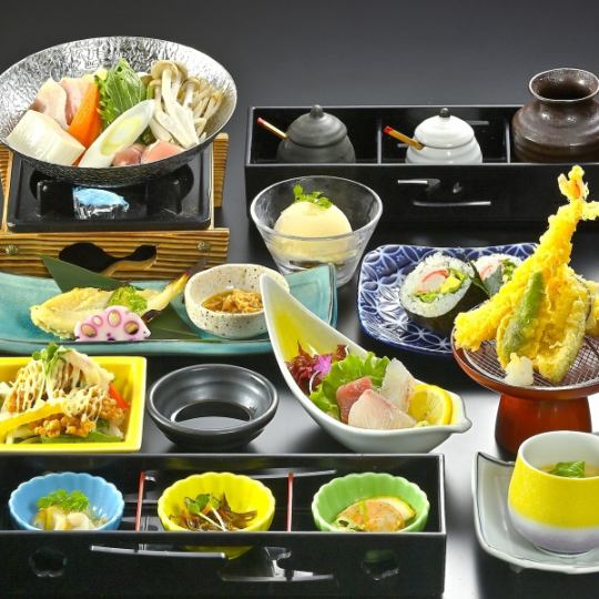 冬宴会【会席】味噌小鍋に刺身3種盛り、ふぐ西京焼きや海老天ぷら等《120分飲み放題付》