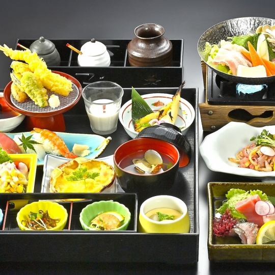 贺年/慰问(冬)【极品御膳(梅)】猪肉鸡肉味噌锅、生鱼片、炸虾天妇罗、寿司等(午餐/晚餐)