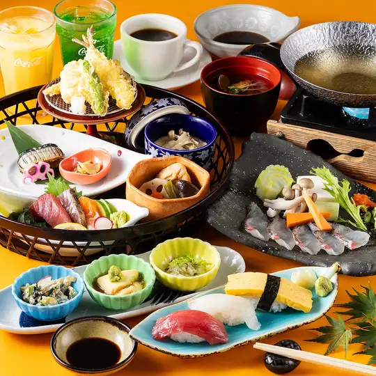 お昼の籠御膳《秋》【風雅(ふうが)】鯛しゃぶ鍋・秋刀魚幽庵焼・刺身・天ぷら《ドリンクバー付》