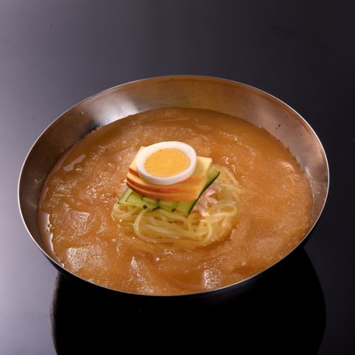 「氷結」シャリシャリ冷麺