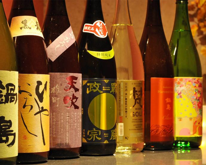 カジュアル飲み放題 1時間500円 日本酒12種 本格焼酎10種含む全50種 2時間飲み放題980円 きさらぎ 三宮店