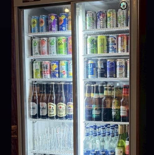 飲み物は冷蔵庫から自由に
