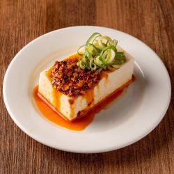 食べるラー油冷奴