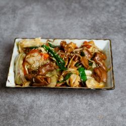 和牛ホルモン味噌炒め