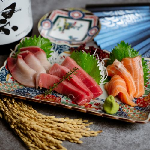 本日入荷の鮮魚三点盛合せ