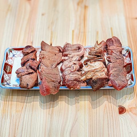 もも串/ぼんじり串/せせり串/砂肝串/レバー串