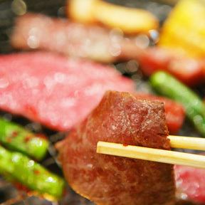 《一番人気》肉も野菜もしっかり堪能　全15品【和牛《焼肉》コース】