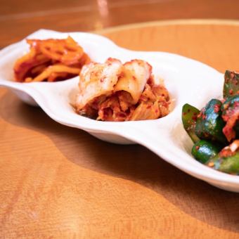 キムチ盛り合わせ