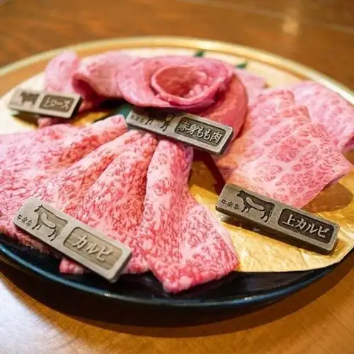 經典牛小排（鹽焗或醬料）