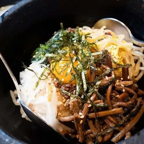 石烤石鍋拌飯