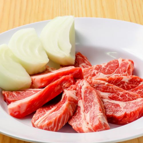 【甘みと香ばしさが織り成す贅沢なひととき】絶品！生ラムの肩ロース！