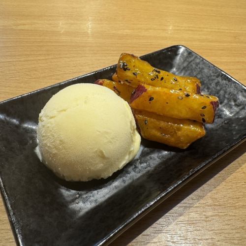 大学芋　バニラアイス添え/銀杏と玉ねぎのかき揚げ