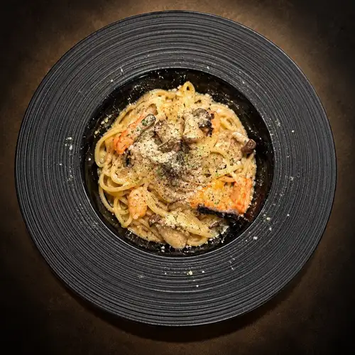 鮭魚牛肝菌意麵