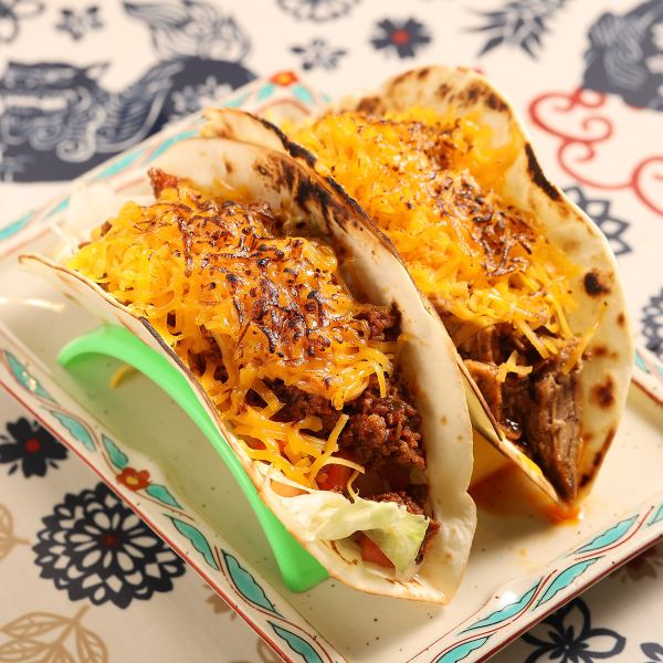 【タコスの新しい美味しさ!】ミートタコス/ブルドタコス