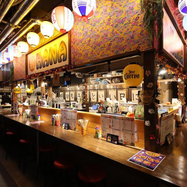 大人数での賑やかな宴会から、お仕事帰りにふらっと立ち寄るお一人様の晩酌まで、様々なシーンに対応いたします。美味しい料理とお酒を囲み、心ゆくまで楽しめる温かい空間が自慢です◎!