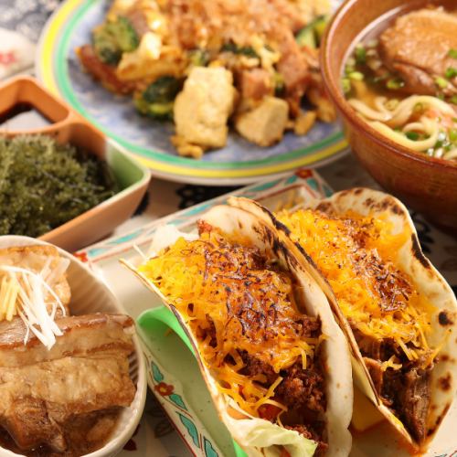 豊富な島料理と南国の甘味