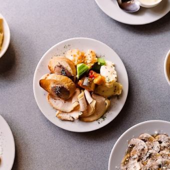 【ビストロキッスイコース】飲み放題付！◆和牛洋風煮込み・串揚5種盛含む〈全6品〉4400円(税込)