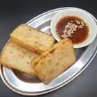 Fried radish rice cakes (3 pieces)