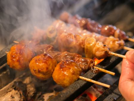 The yakitori that has been carefully grilled is excellent!